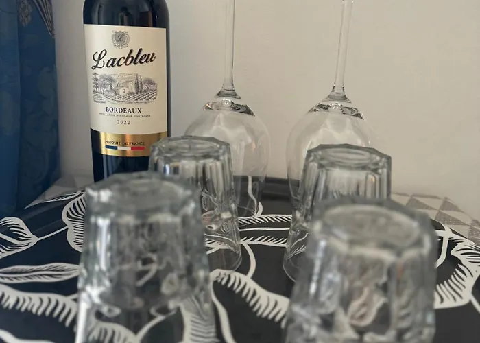 Natural Castle Lodge *