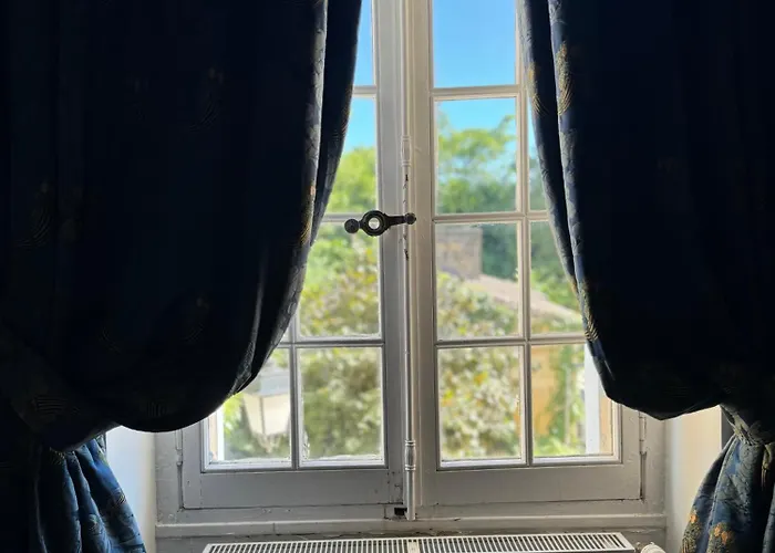 Lodge Natural Castle